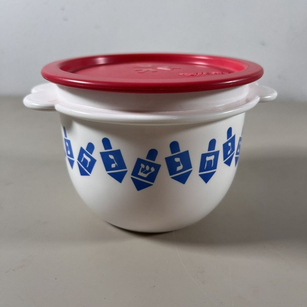 Tupperware Hanukkah Dreidel Bowl 26oz 750ml White Blue Red Lid‎ 2513A-4 USA